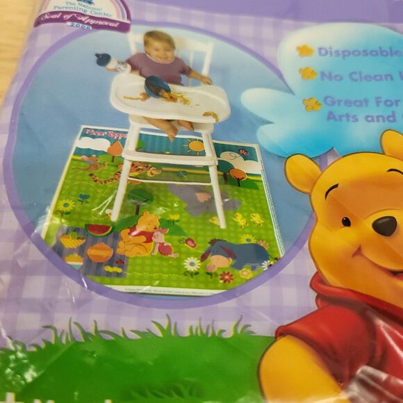 Disney Winnie The Pooh Meal and Play Mat by Neat Solutions - Picture 4 of 6